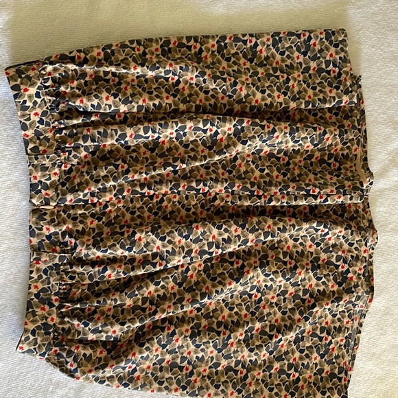 Land's End Canvas Brand Fully Lined Floral Print Mini Skirt - Picture 3 of 7